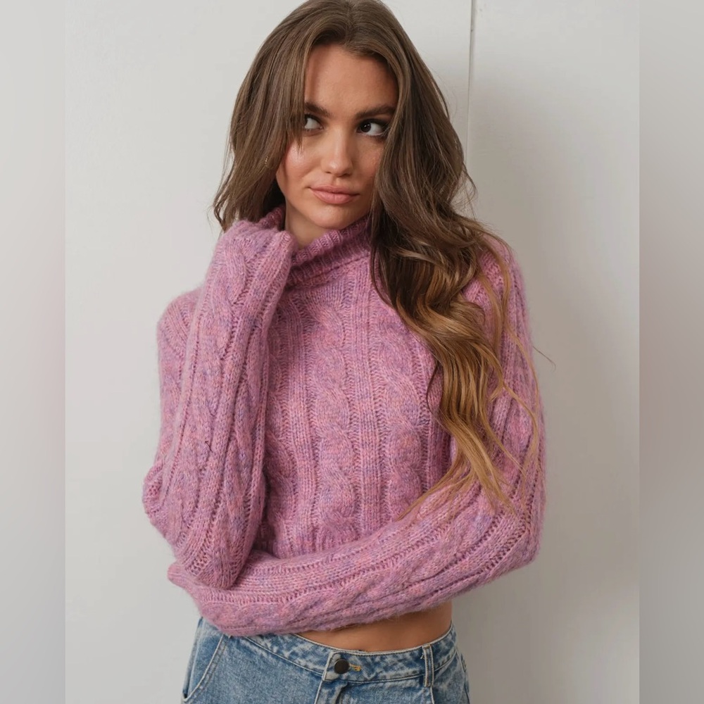 women’s turtleneckk